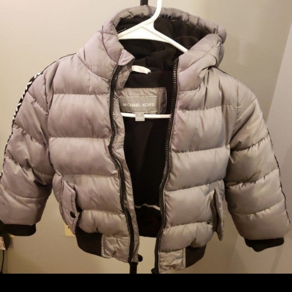 Michael Kors Boys Puffer Jacket Grey Size 3 - Picture 1 of 3
